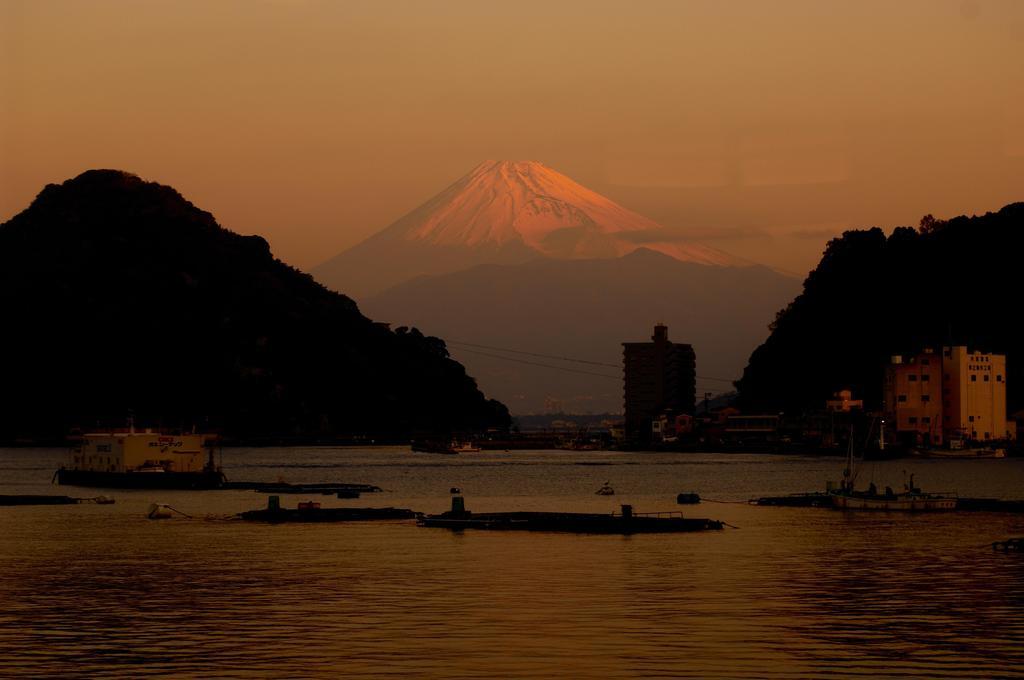 Izu Mitohama Shotokan Numazu Luaran gambar